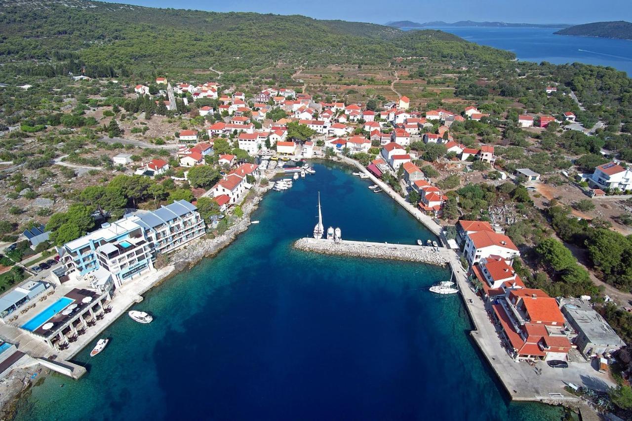 Apartments With A Parking Space Bozava, Dugi Otok - 8108 Екстериор снимка
